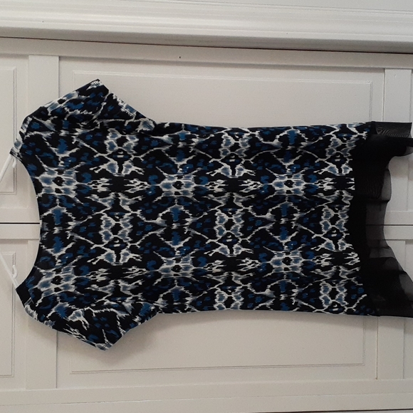 Bleeker and McDougal Large Women's tunic top,  blue, black and white with sheer - Picture 6 of 6